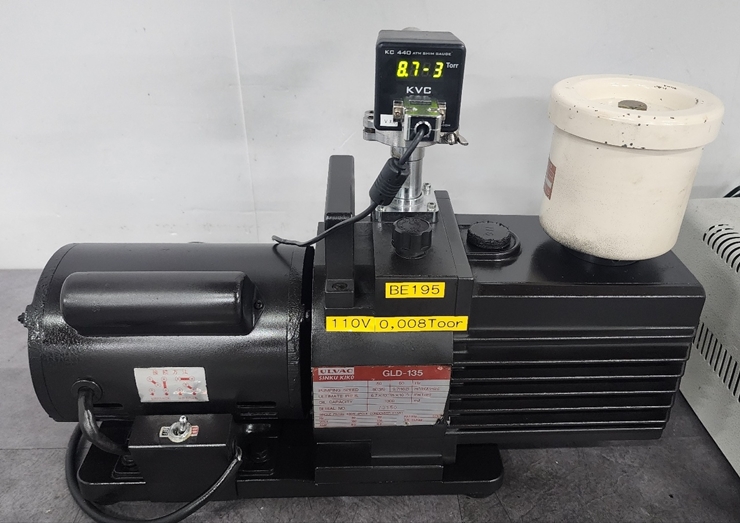 중고 ULVAC GLD-135 Vacuum PUMP  (BE195)