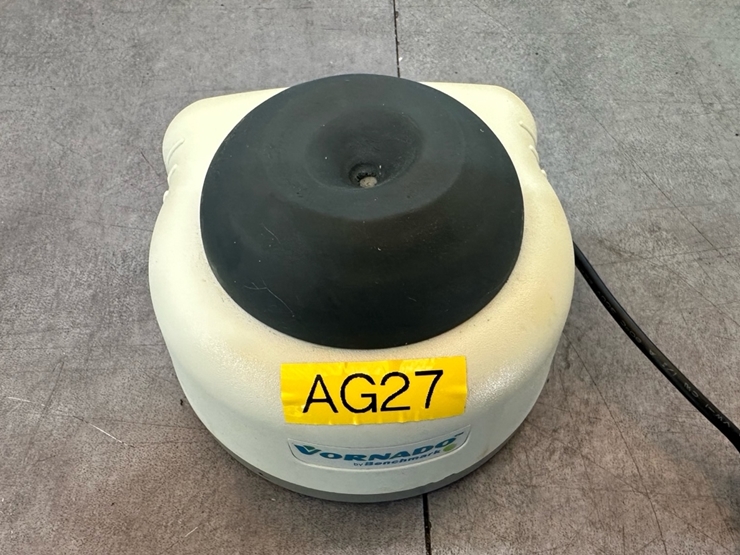 중고 BENCHMARK SCIENTIFIC BV101 소형 볼텍스 믹서 (AG27)