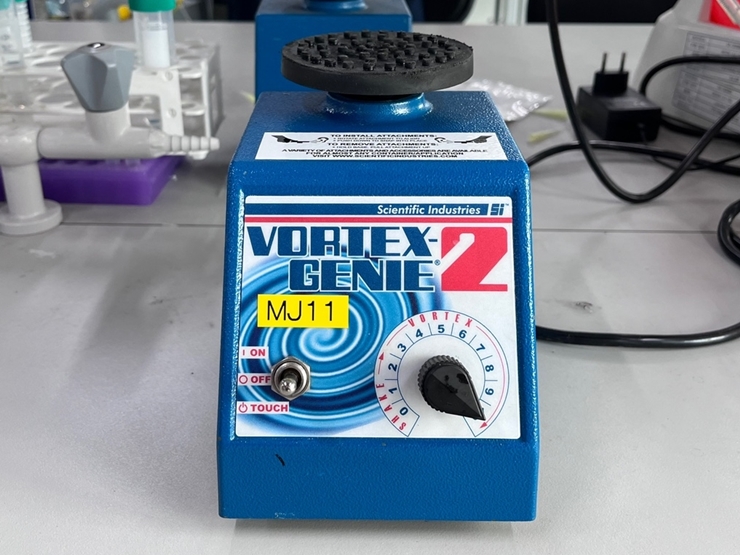 중고 Vortex Genie 2 볼텍스 믹서, 220V (MJ11)