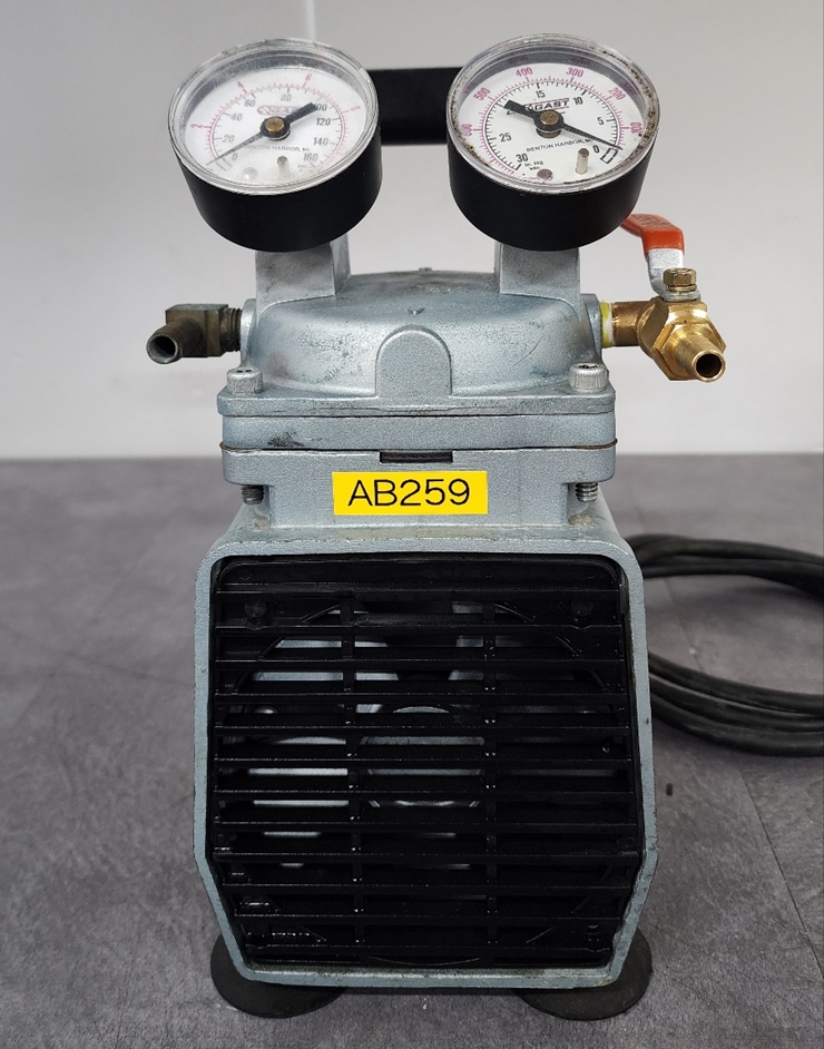 중고 GAST DOA-P704-AA 진공 펌프, 110V (AB259)