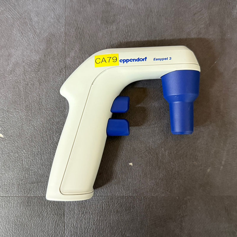 중고 Eppendorf Easypet 3 (CA79)