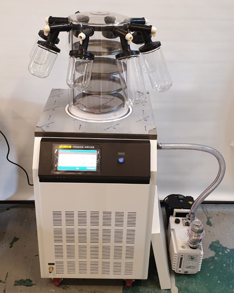 중고 데스크탑 동결건조기 BK-18N-OMW 스탠다드 멀티 매뉴폴드 타입 / -56 도 / 포집량 6 Kg