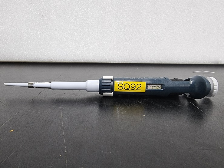 중고 길슨 PIPETMAN Classic P20, 2~20μL (SQ92)