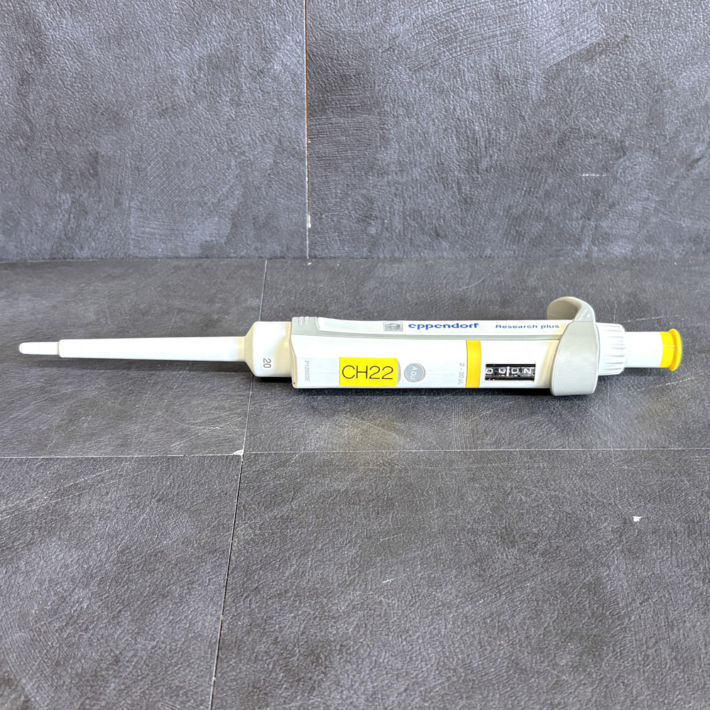중고 Eppendorf Research plus 마이크로 피펫 200 μL (CH22)