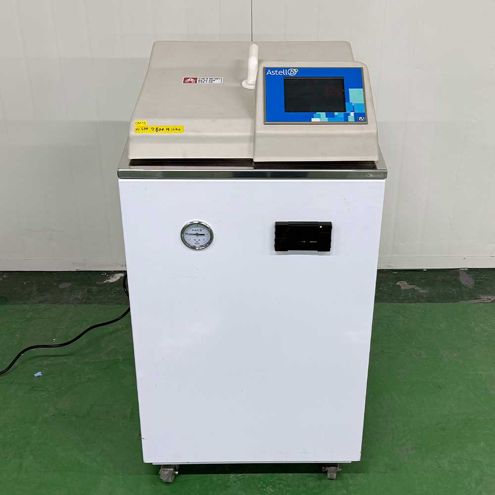 중고 Astell Scientific AMA240B 독립형 수직 오토클레이브, 60L (CM15)