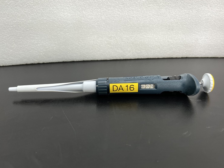 중고 길슨 PIPETMAN Classic P200, 20~200μL (DA16)