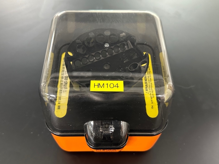 중고 cubee™ Mini-Centrifuge 미니 원심분리기 (HM104)