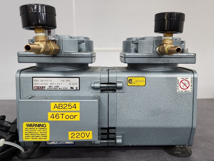 중고 Gast DAA-V147-ED Vacuum Pump, 220V (AB254)