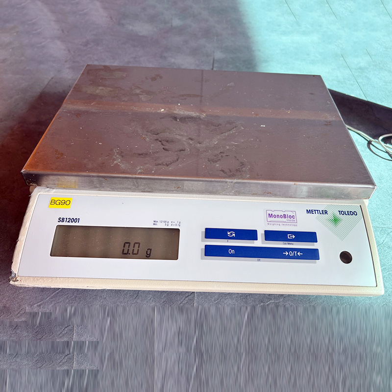 중고 METTLER TOLEDO SB12001 고정밀 전자저울, 12Kg 0.1g (BG90)