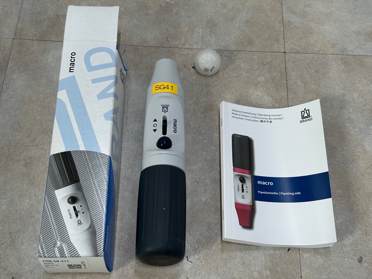 중고 macro Pipette Controller (SG41)
