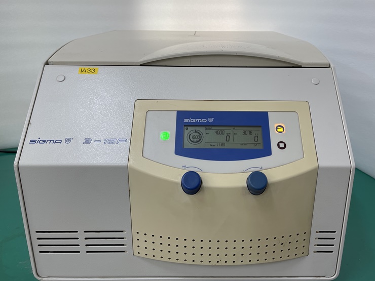중고 Sigma 3-16P 원심분리기 15mL (IA33)