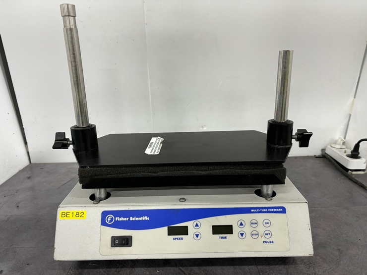 중고 Fisher Scientific Digital MultiTube Vortexer (BE182)