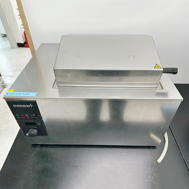 중고 MEMMERT 항온수조 20L  w340 (BH27)