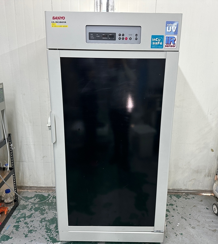 중고 Sanyo CO2 Incubator MCO-80IC, 851리터 (ZA21) | 바이오컨비젼