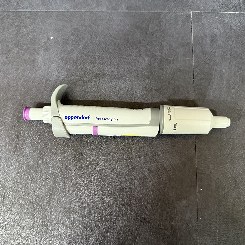 중고 Eppendorf Research plus 5mL (CD58)