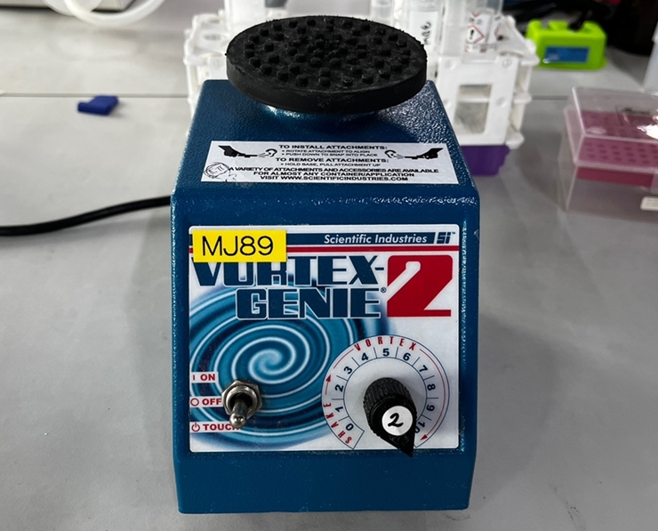 중고 Vortex Genie 2 볼텍스 믹서, 220V (MJ89)