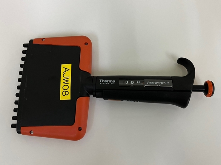 중고 Thermo Finnpipette F2 12채널 멀티 채널 피펫 Multichannel Pipettes (AJW08)