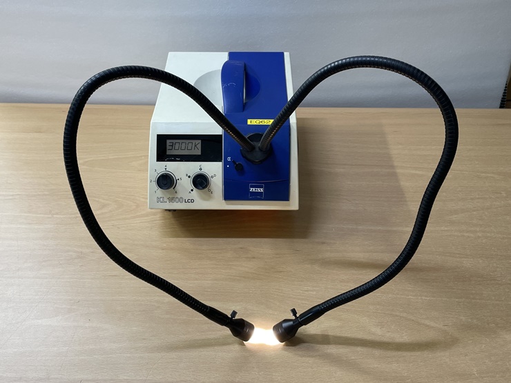 중고 Schott KL1500 LCD 현미경 가지조명 짜이스  (EQ62)