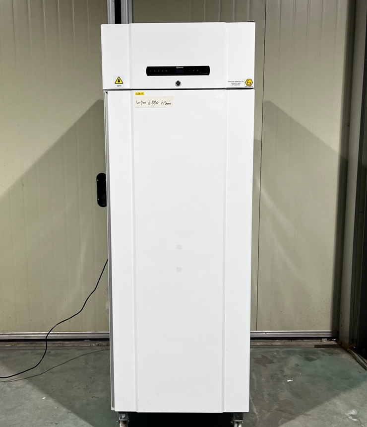 중고 GRAM 저온 냉동고, 440 L (CZB17)