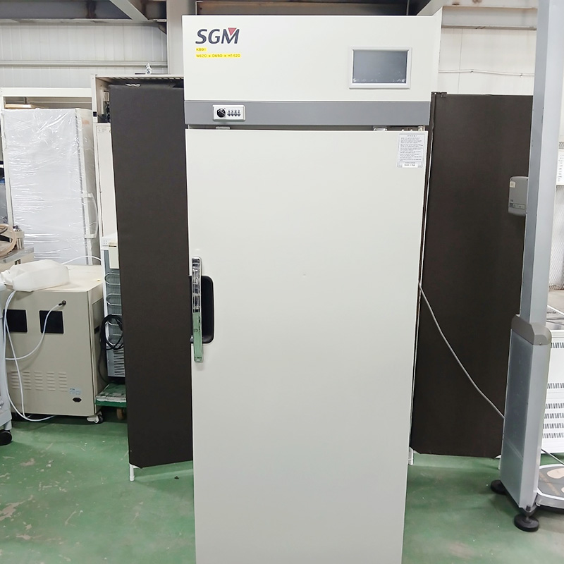 중고 SGM CS-600FFA 의료 및 실험실용 냉동고, 620L (KB91)