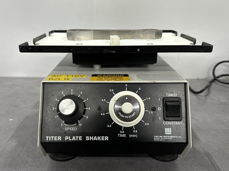 중고 Lab-Line 4625 Titer Plate Shaker (BZL16)