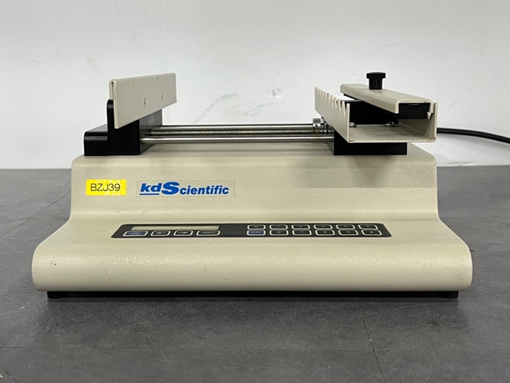 중고 KD Scientific KDS 220 실험실 주사기 펌프 랩 (BZJ39)