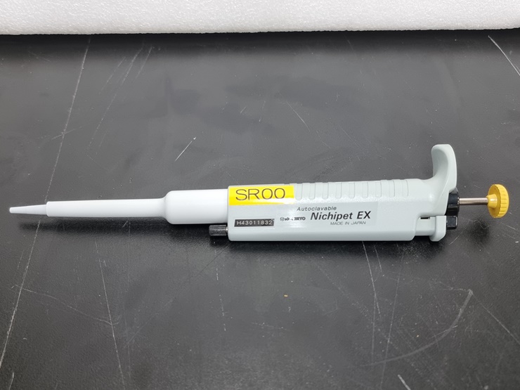 중고 Nichipet EX pipettor 2~20μL (SR00)