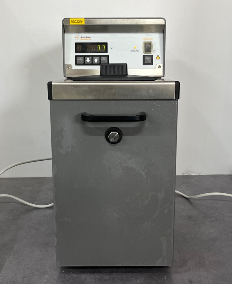 중고 Thermo Haake Amersham Bioscience, MultiTemp III, 3L (BZJ29)
