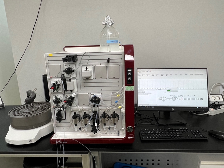 중고 GE AKTA Pure Preparative Chromatography System (EM06)
