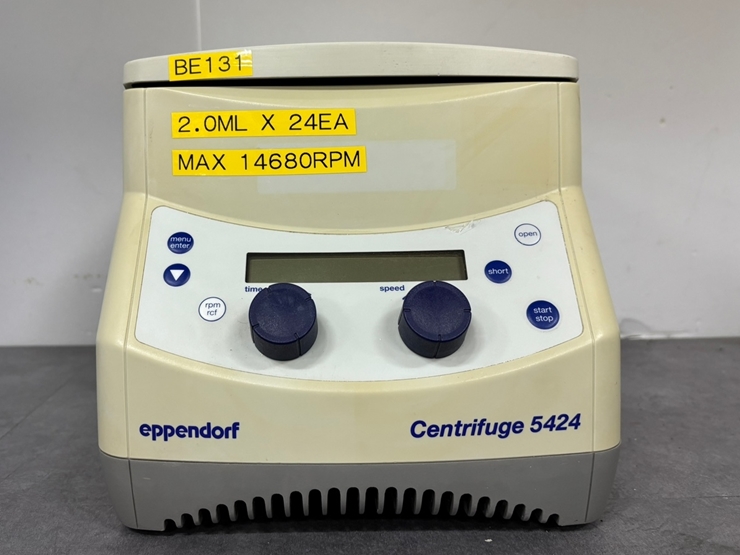 중고 Eppendorf 5424 원심분리기, 2.0ml X 24  (BE131)