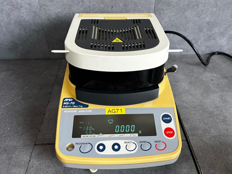 중고 AND 가열식 수분측정기 MS-70, 0.001% (AG71)