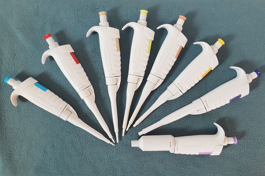 중고 Micropipette A single Pipette (NEW)