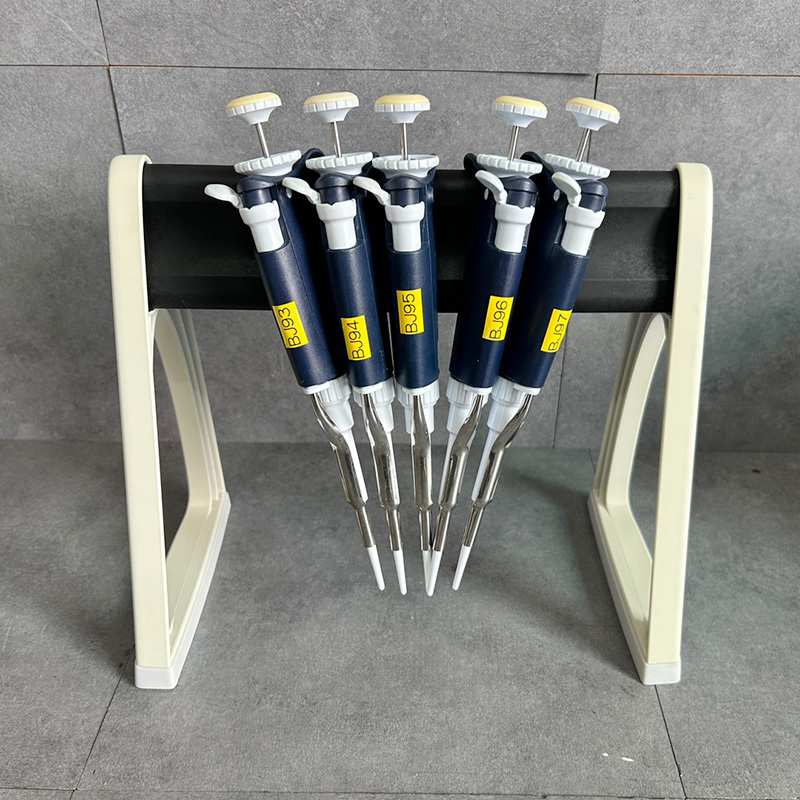 중고 길슨 피펫 P20 (BJ97)