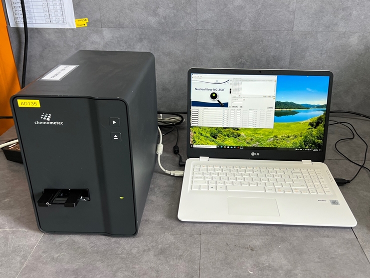 중고 NucleoCounter® NC-250™ 자동 세포 분석기 (AD135)