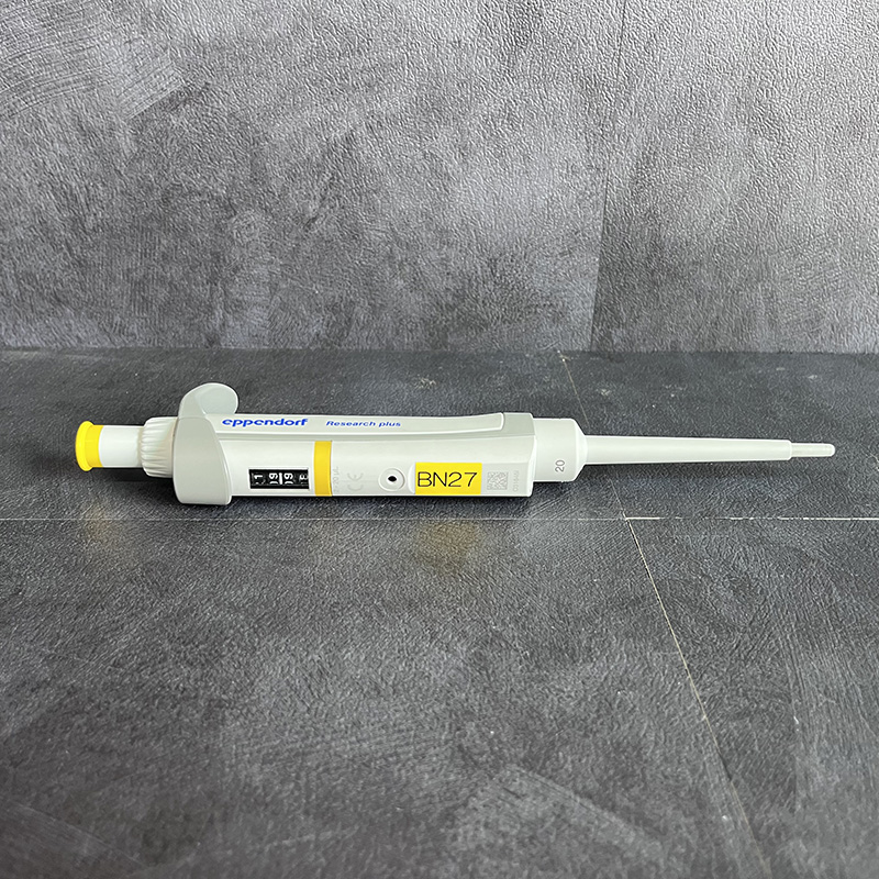 중고 Eppendorf Research plus 20 (BN27)