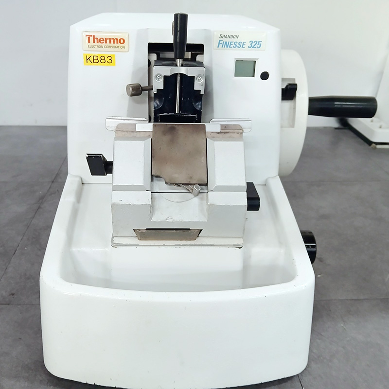 중고 Thermo Scientific Shandon Finesse 325 미세 절단기(마이크로톰) (KB83)