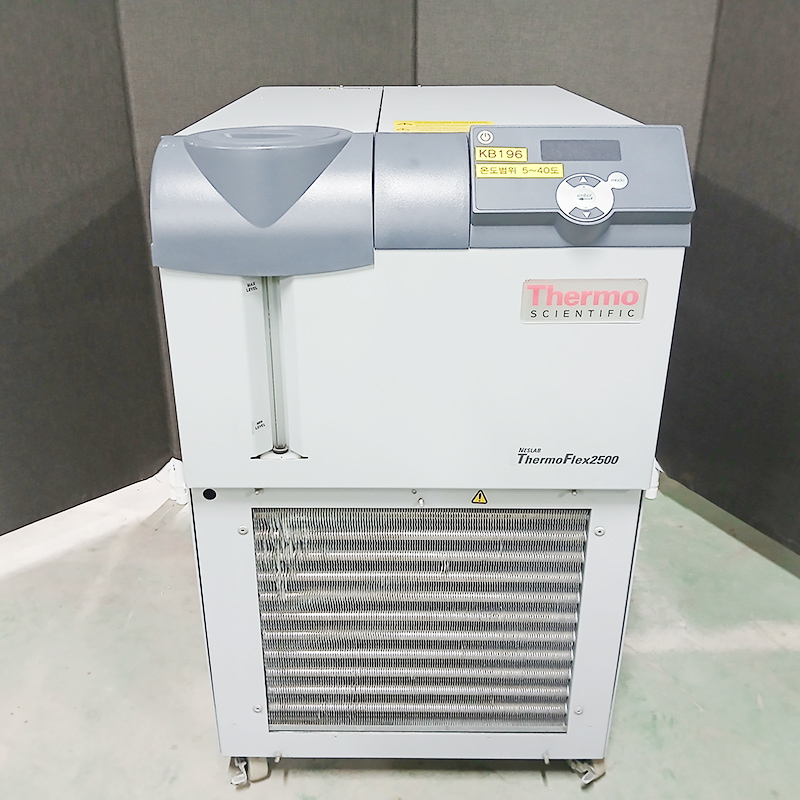 중고 Thermo NESLAB ThermoFlex2500 순환 냉각기, Recirculating Chiller (KB196)