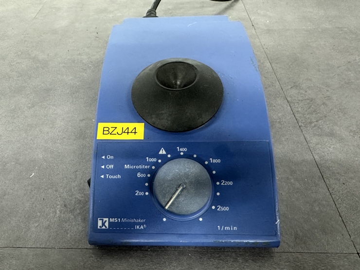 중고 IKA MS1 Minishaker (BZJ44)