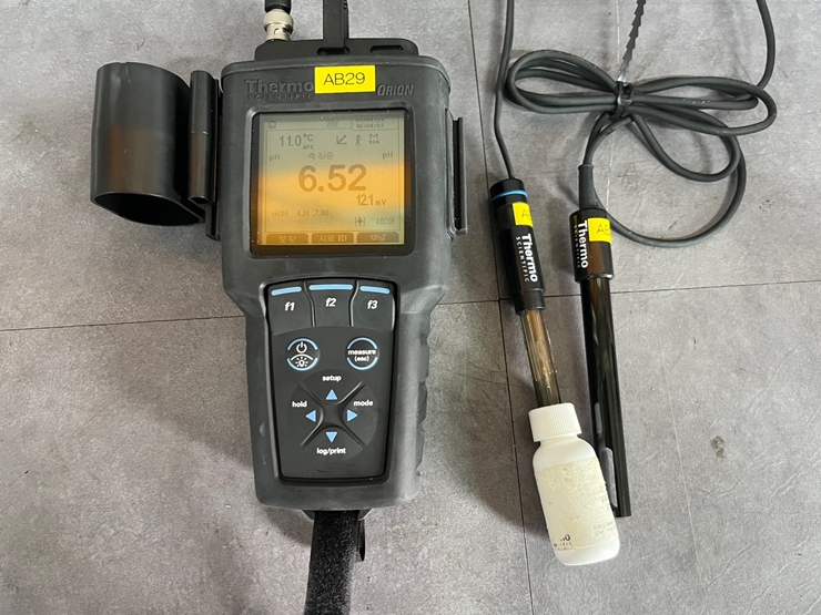 중고 Thermo Orion Star 휴대용 pH Meter (AB29)
