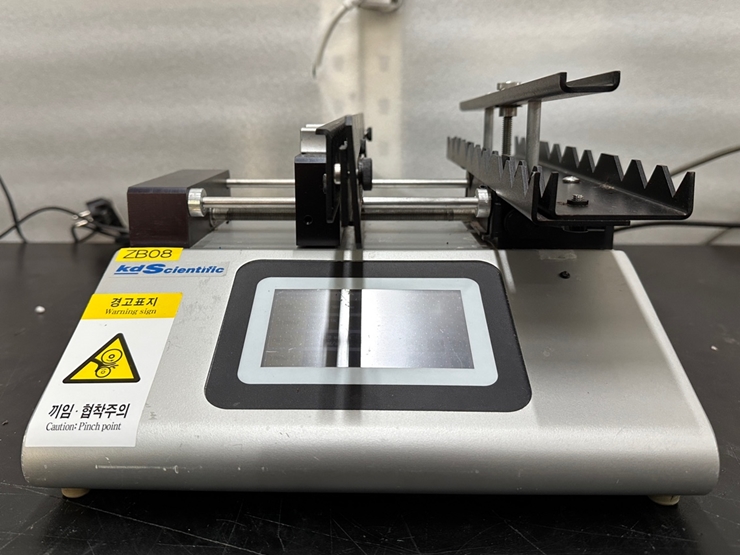 중고 KDS LEGATO 210 시린지 펌프 (ZB08)