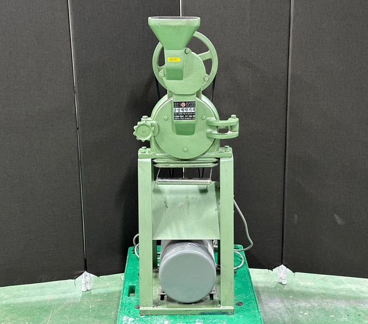 중고 삼성제약기계 핀크라샤, 인삼분말기 (AB291)