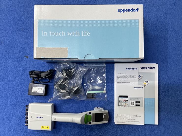 중고 Eppendorf Xplorer® plus / 8채널 멀티 채널 피펫 / 50~1,200ul (MU29)