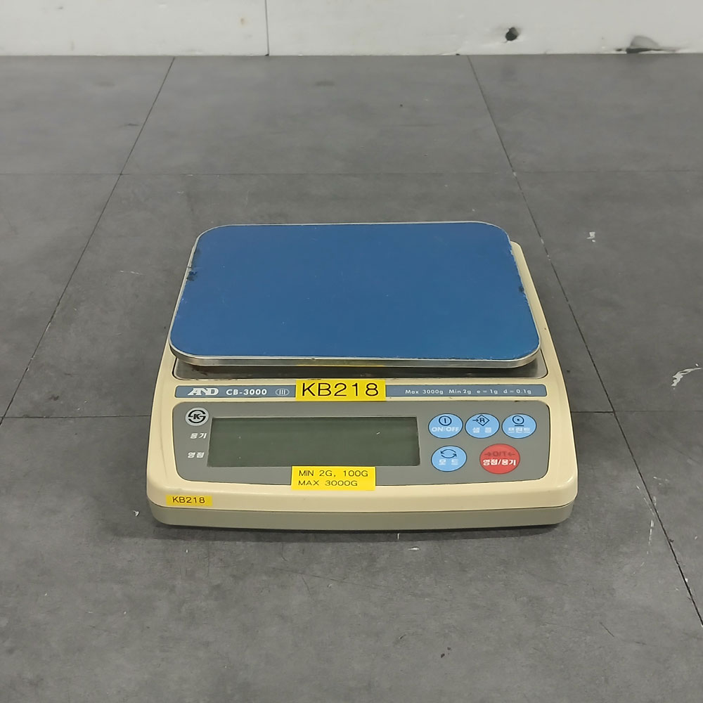 중고 A&amp;D CB-3000 전자저울, 3000g / 0.1g (KB218)