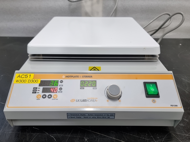 중고 디지털 가열 자력 교반기 Digital Hotplate Stirrer (AC51)