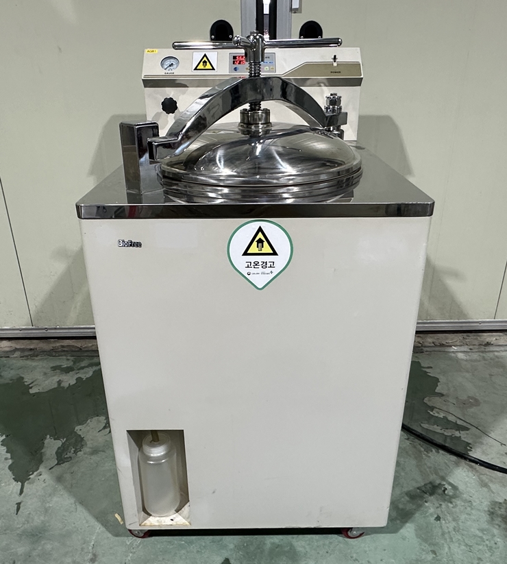 중고 Biofree Autoclave 오토크레이브 100리터 (AG81)