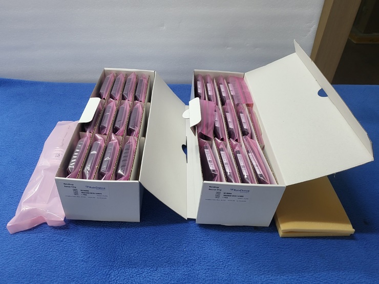 중고 RainDance / Bio-Rad RainDrop Sense Chip 30-06086 12 Chips
