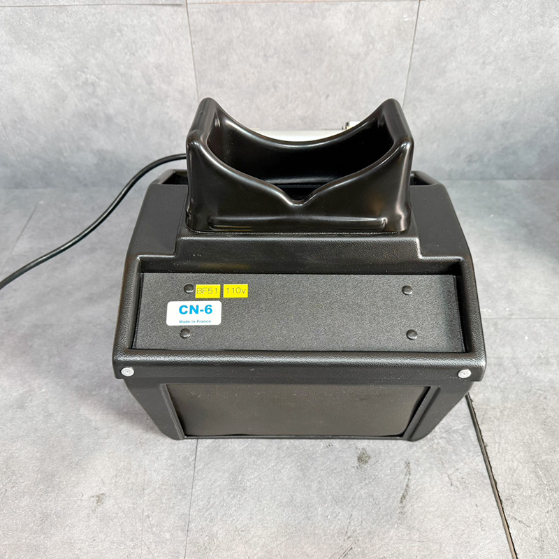 중고 Vilber Lourmat TLC Viewing Cabinet CN-6 (BF51)