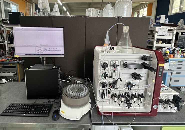 중고 GE AKTA Pure Preparative Chromatography System (AG105)