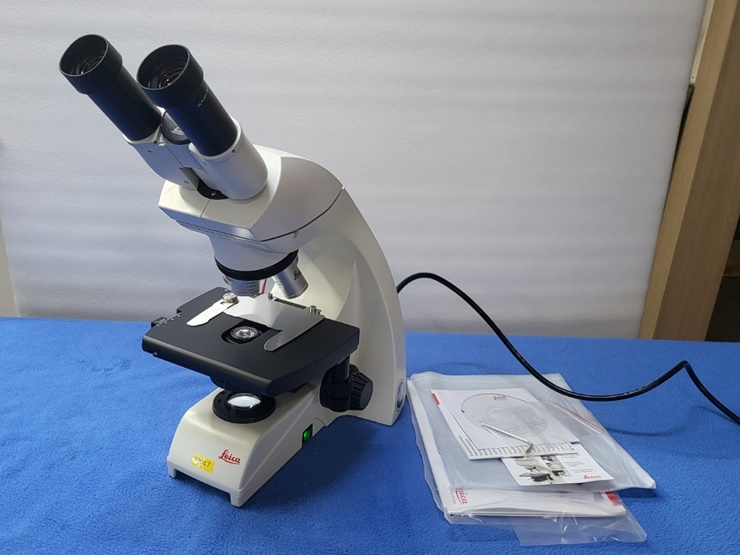 중고 Leica DM500 생물현미경 (KK47)