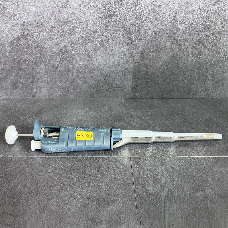 중고 Gilson Pipetman P1000, 1000uL (BN30)